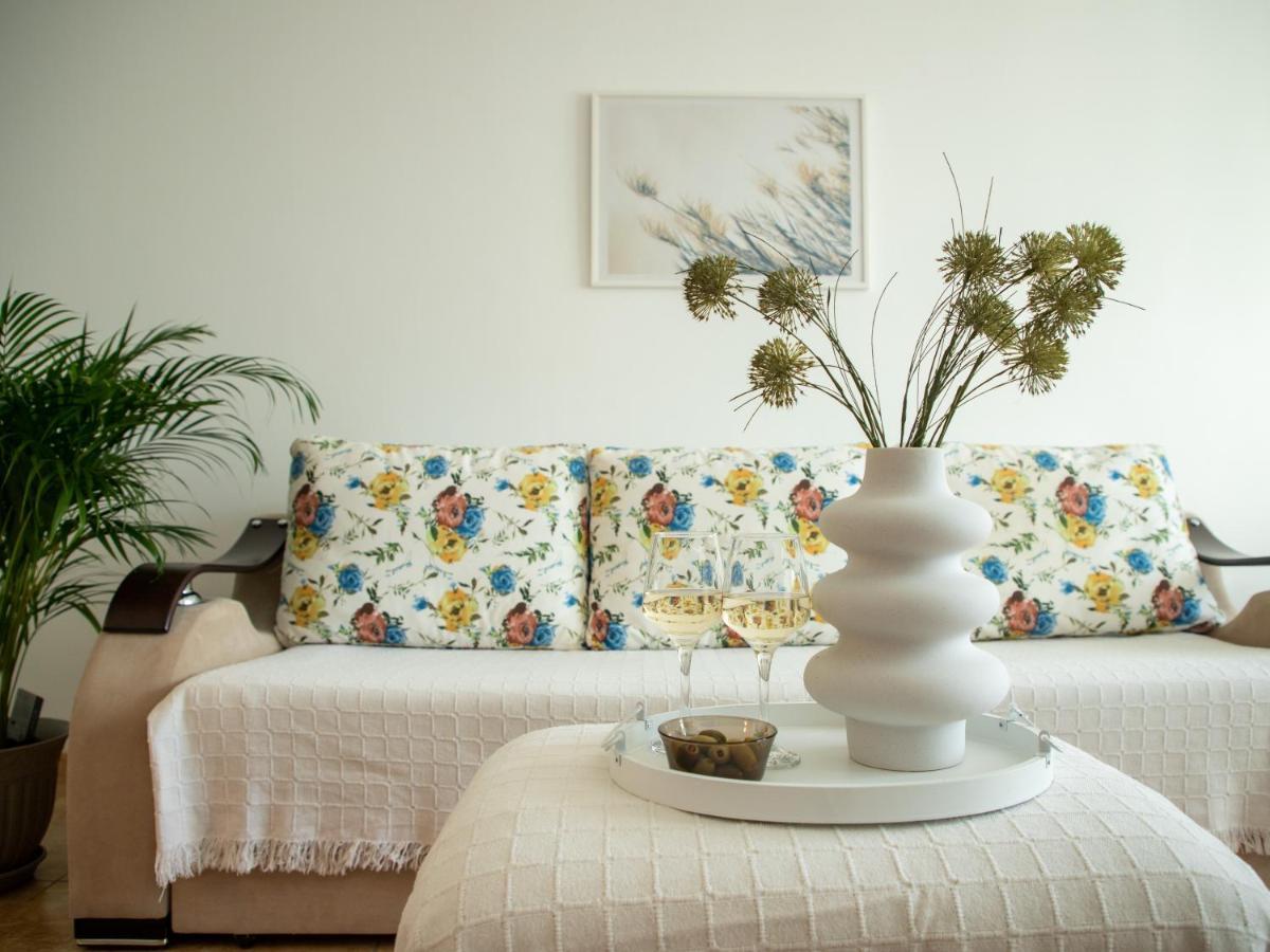 Marin Apartment Constanta Ngoại thất bức ảnh